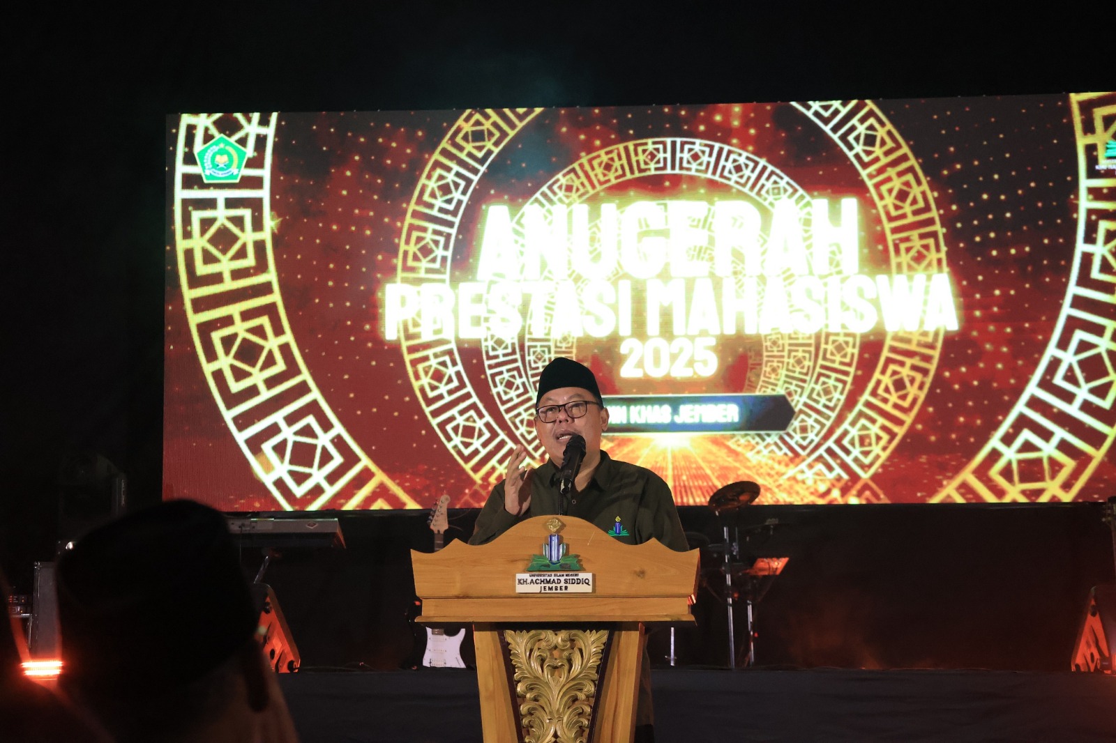 shutterstock_135948689